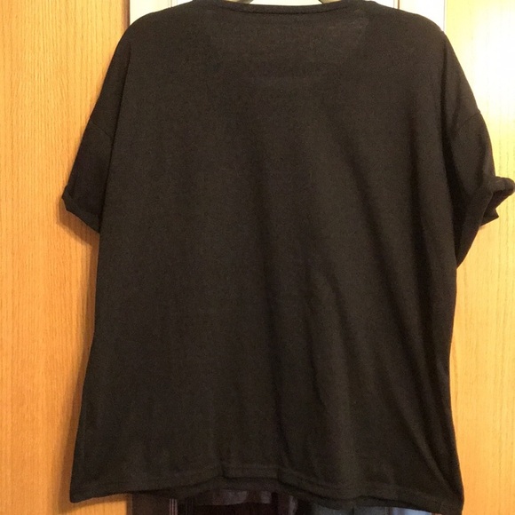 Shein Curve 0XL black short sleeve tee shirt with multi color hearts - Picture 6 of 7